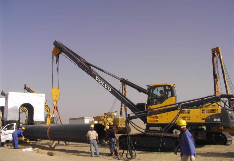 Volvo rolls out heavy pipelaying equipment