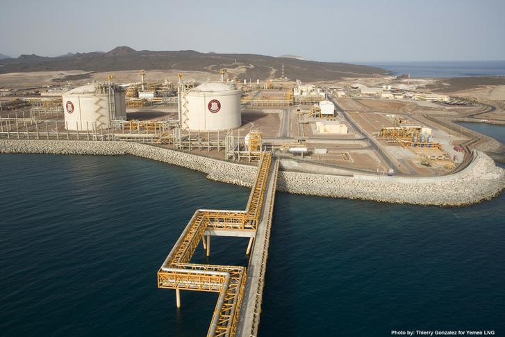 Pressure builds on Total to up LNG price