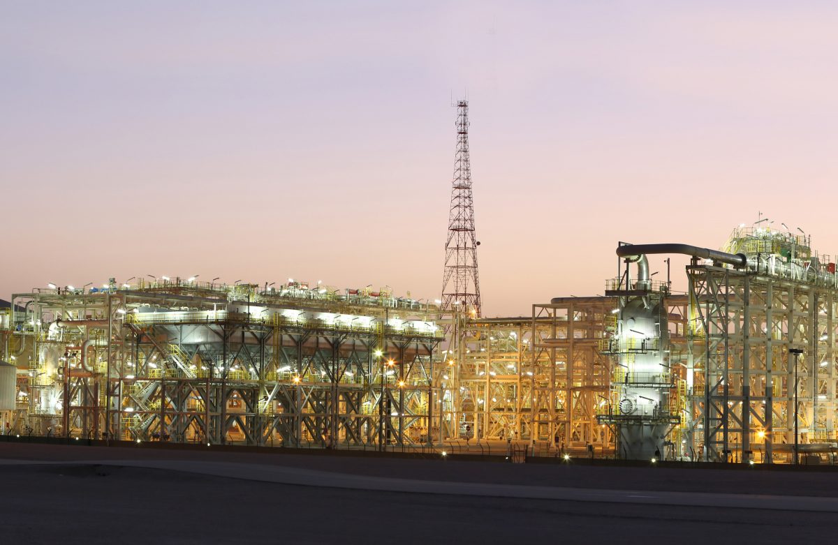 Oman targets daily crude output close to 1mn bpd