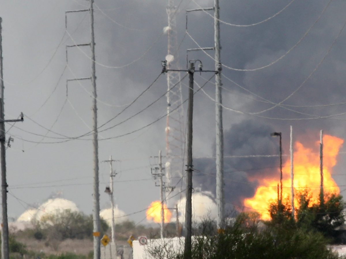 VIDEO: Pemex gas plant explosion claims 26 lives