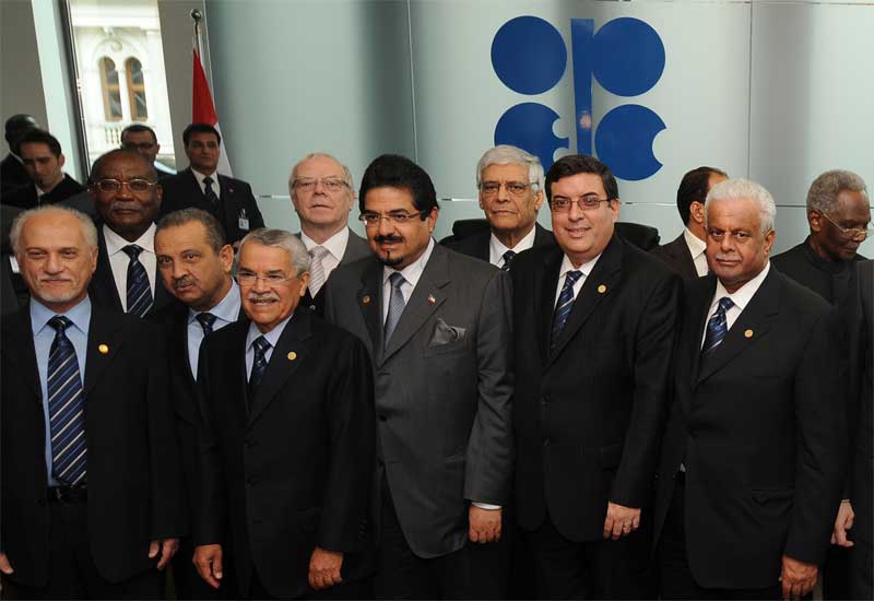 Oil over $100 damaging, OPEC would act - Kuwait