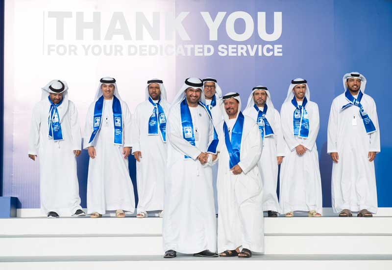 adnoc-employees-receive-long-service-awards-from-group-ceo-oil-gas