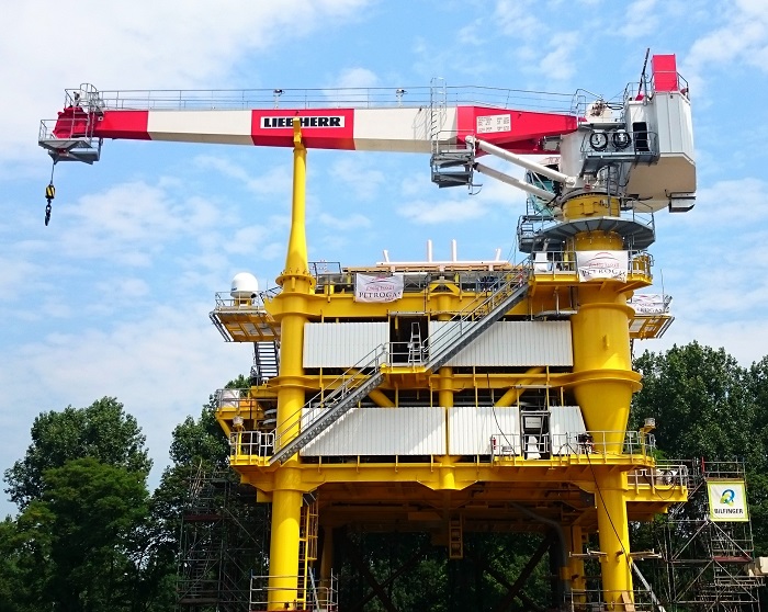 Petrogas commissions crane for North Sea platform