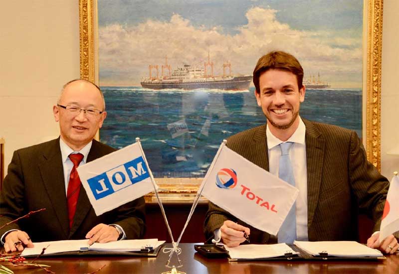 Total, MOL ink deal for a pioneer LNG bunker vessel