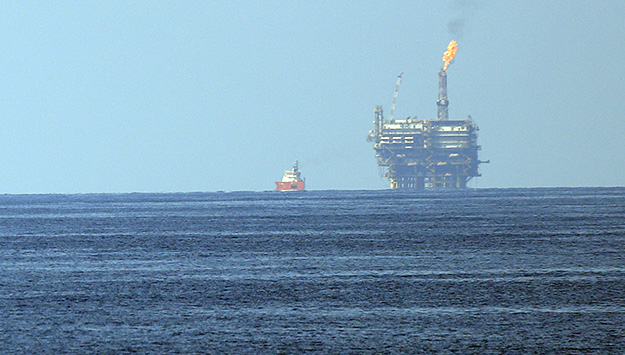 Rosneft acquires stake in Eni's Shorouk concession