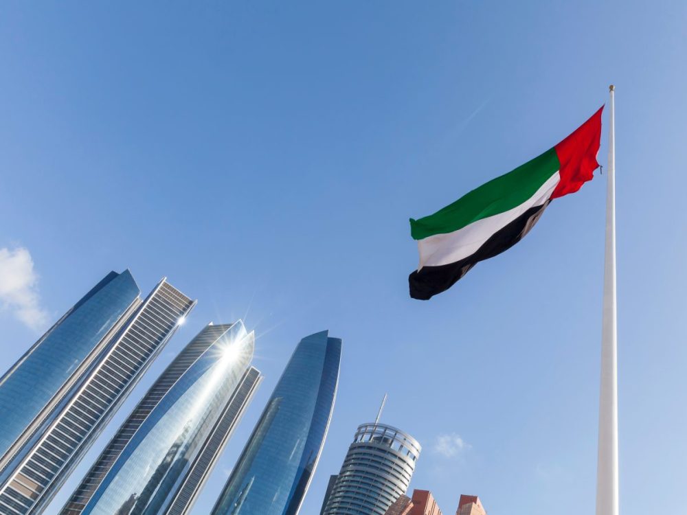 UAE reveals major change to work permits - Oil & Gas Middle East